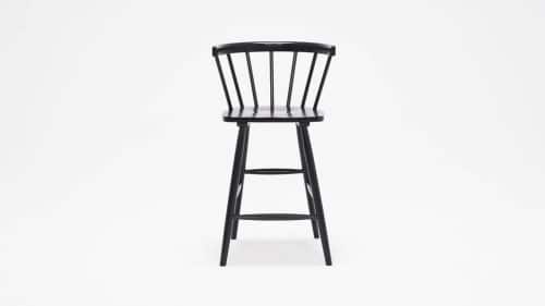 3020 271 par 1 stools lyla arm chair counter black front 02